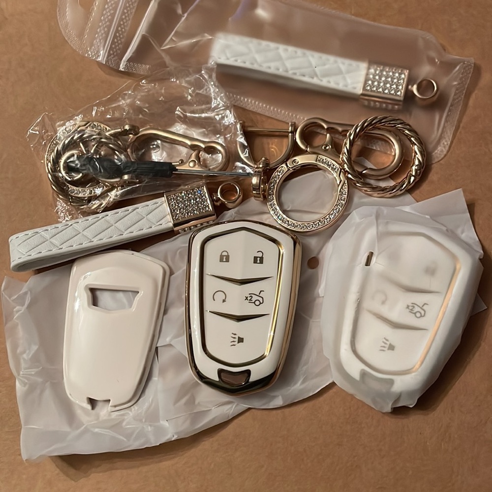 Set for Two 🤍 Cadillac KeyFob Case/Keychain